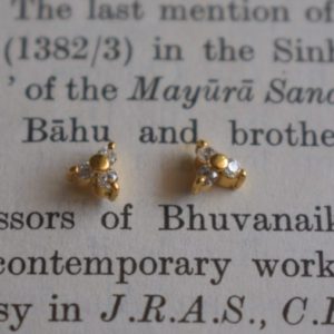clover trio sparkle stud earrings